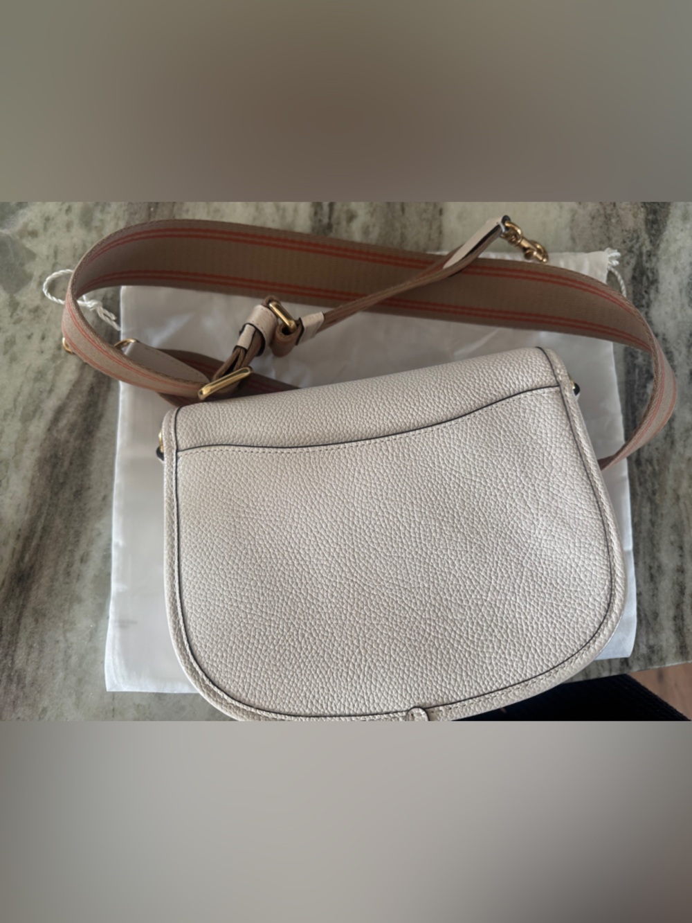 Coach willow saddle bag pebbled leather with extra logo strap - Picture 4 of 6